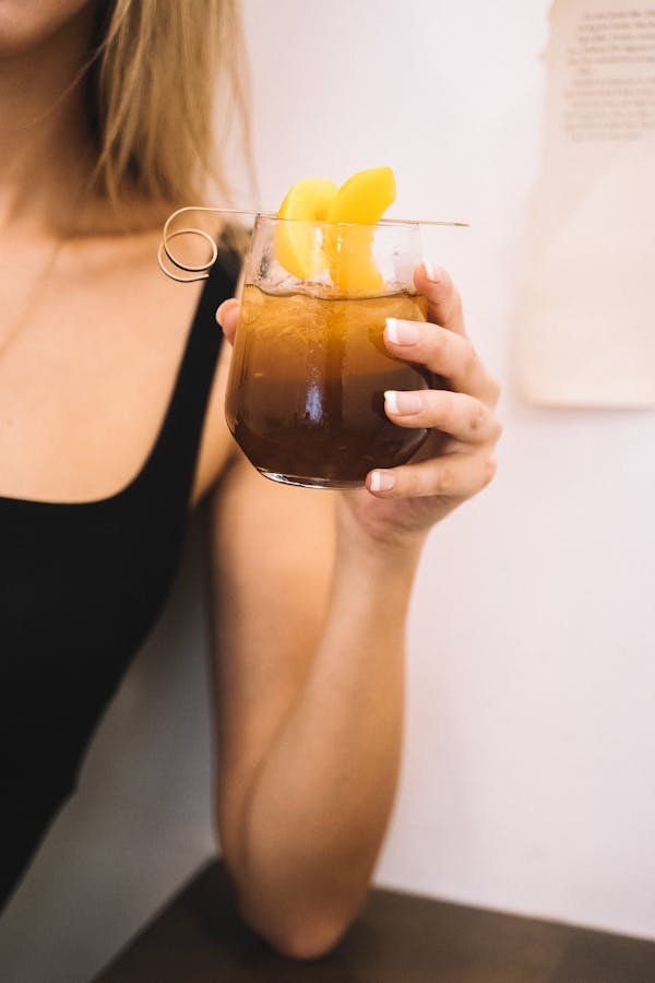 Boisson faible calories : le thé pêche Herbalife à découvrir